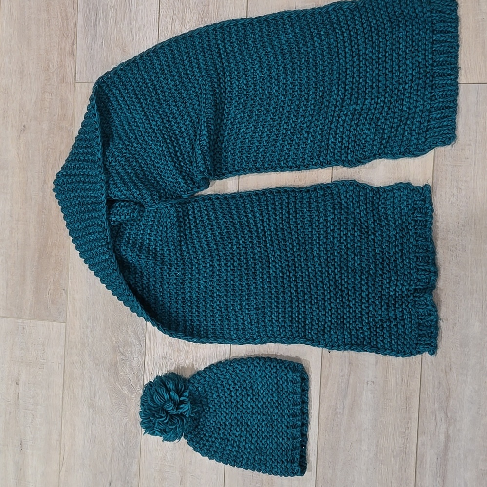 Hat& scarf women very warm